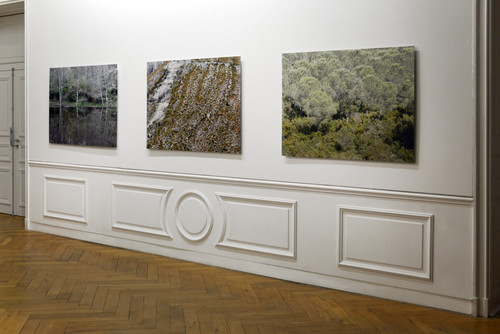 Feng Li, Sans titre, 2012-2013, série de photographies couleur contrecollées sur Dibond, 120 x 90 cm chacune - Agrandir l'image, .JPG 17.8Mo (fenêtre modale)